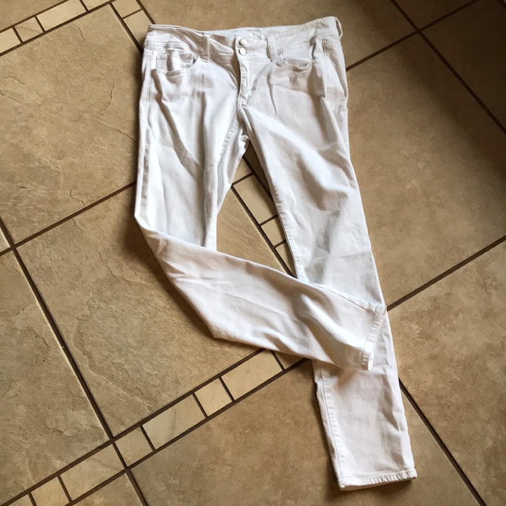 American eagle 🦅 White pants